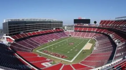 2025年临沂足球青训高峰论坛盛大启幕，许基仁亲临助力中国足球未来之星！